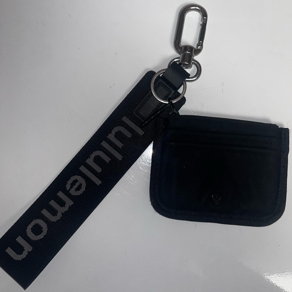 Lululemon Cardholder Wristlet—EUC!